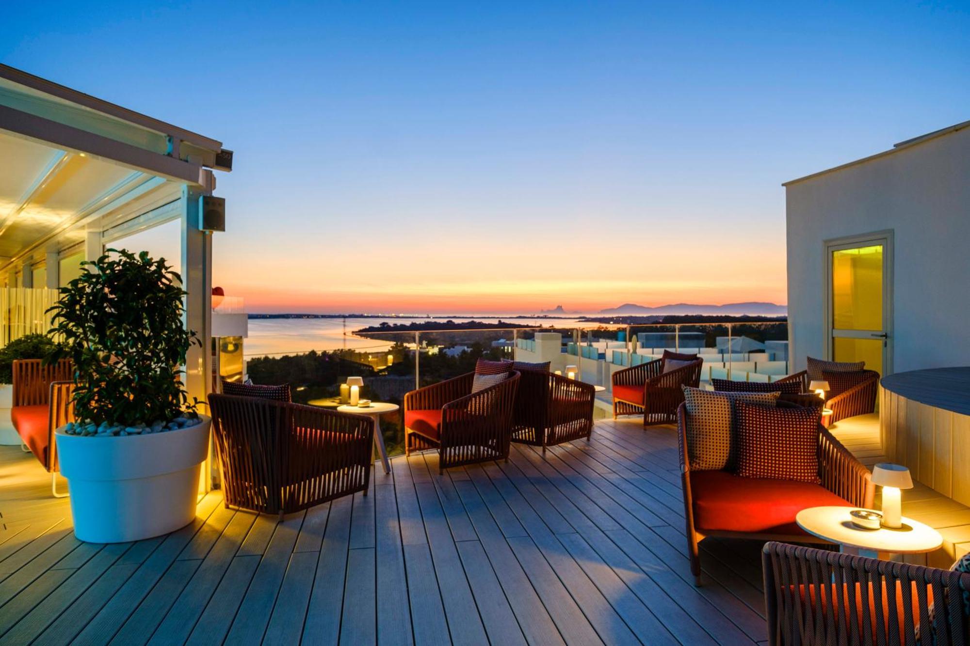 Five Flowers Hotel Formentera, Member Of Melia Collection 에스푸홀스 외부 사진