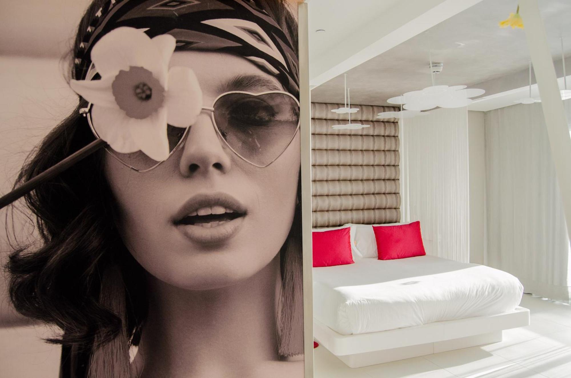Five Flowers Hotel Formentera, Member Of Melia Collection 에스푸홀스 외부 사진