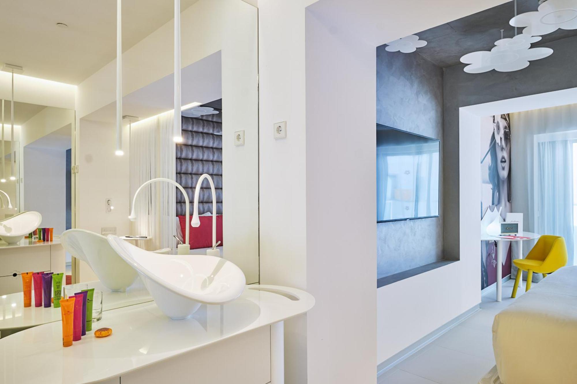 Five Flowers Hotel Formentera, Member Of Melia Collection 에스푸홀스 외부 사진