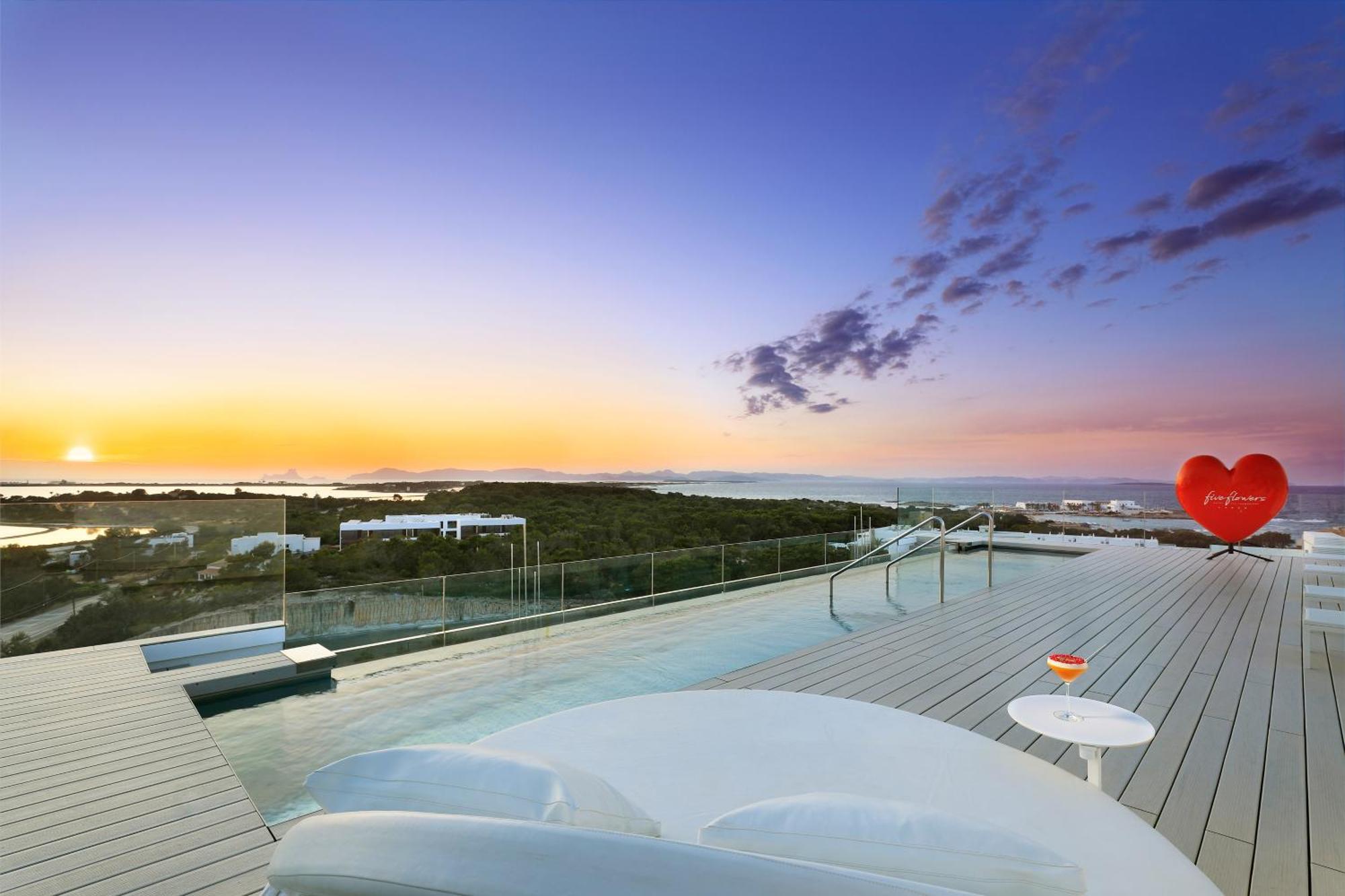 Five Flowers Hotel Formentera, Member Of Melia Collection 에스푸홀스 외부 사진